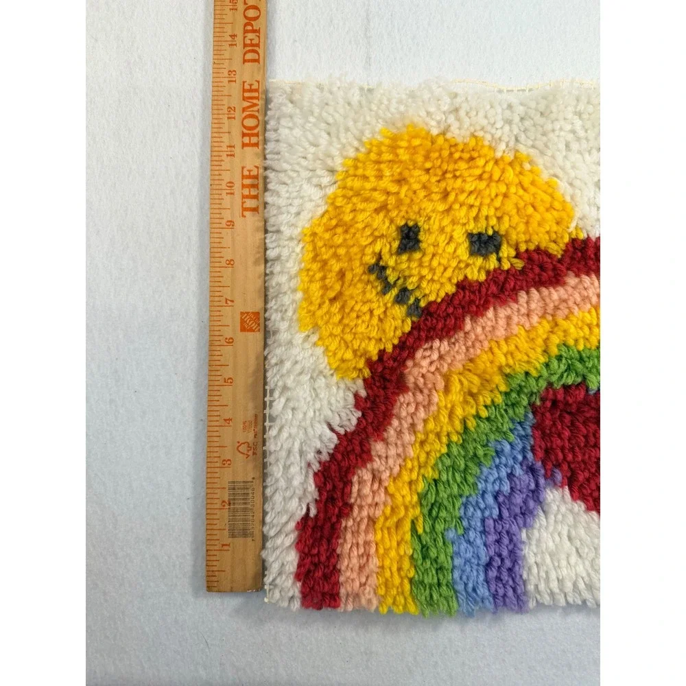 Retro Rainbow Smiling Sun Latch Hook Wall Art 12